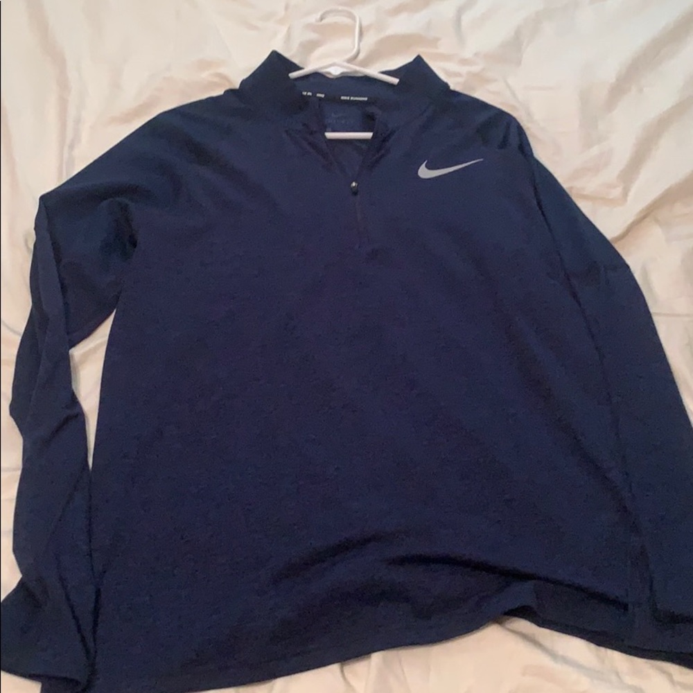 Nike pullover